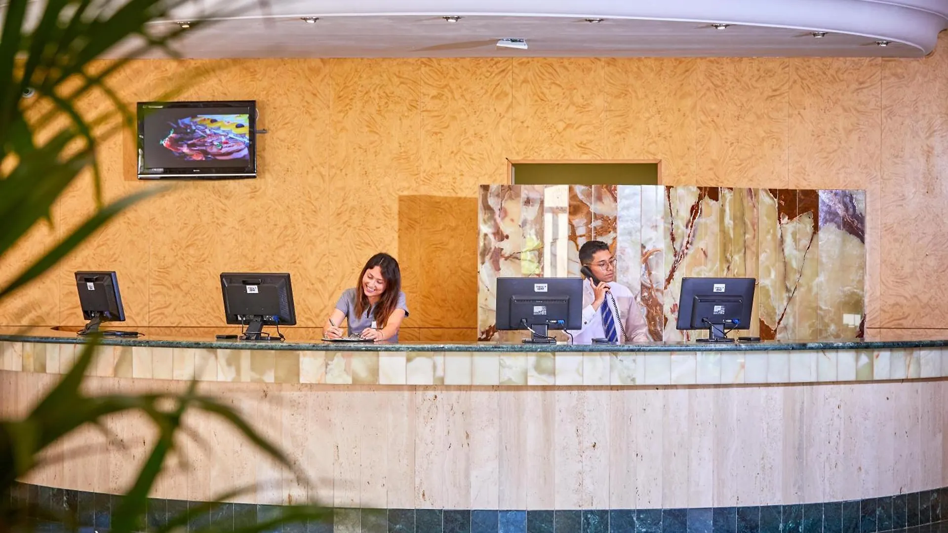 Zafiro Cala Mesquida Aparthotel Spain