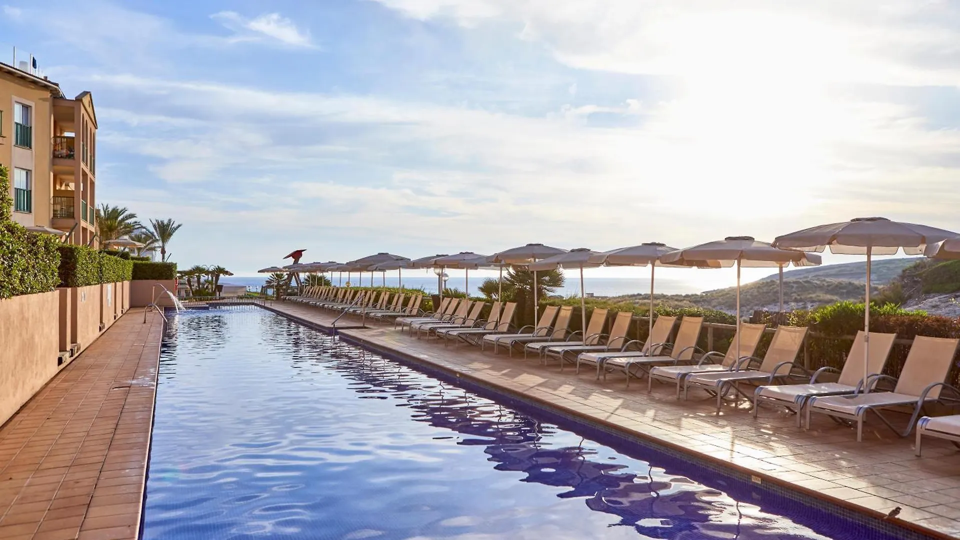 Zafiro Cala Mesquida Aparthotel